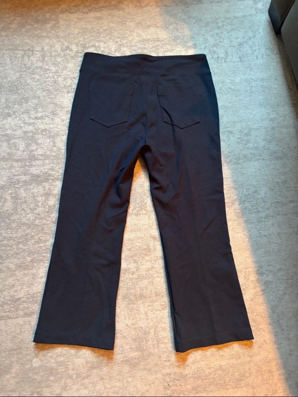 CAbi Tiki Slim Pants Classic Navy L 6690 Ponte Knit Blue Pull On Stretchy Pocket - Picture 4 of 10